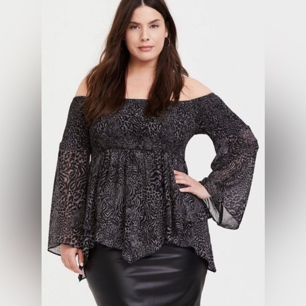 TORRID Gray Animal Print Chiffon Off Shoulder Babydoll Top 2 / US 2X Whimsigoth